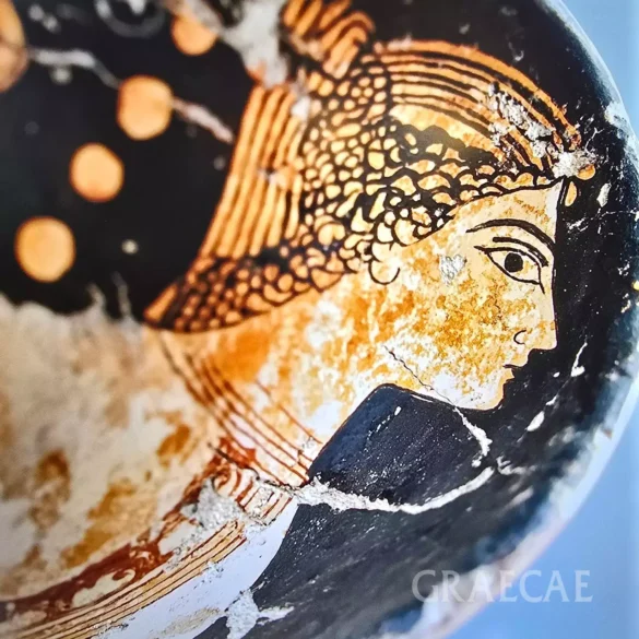 Η Λήδα Απεικονίζεται Σε Θραύσμα Αγγείου